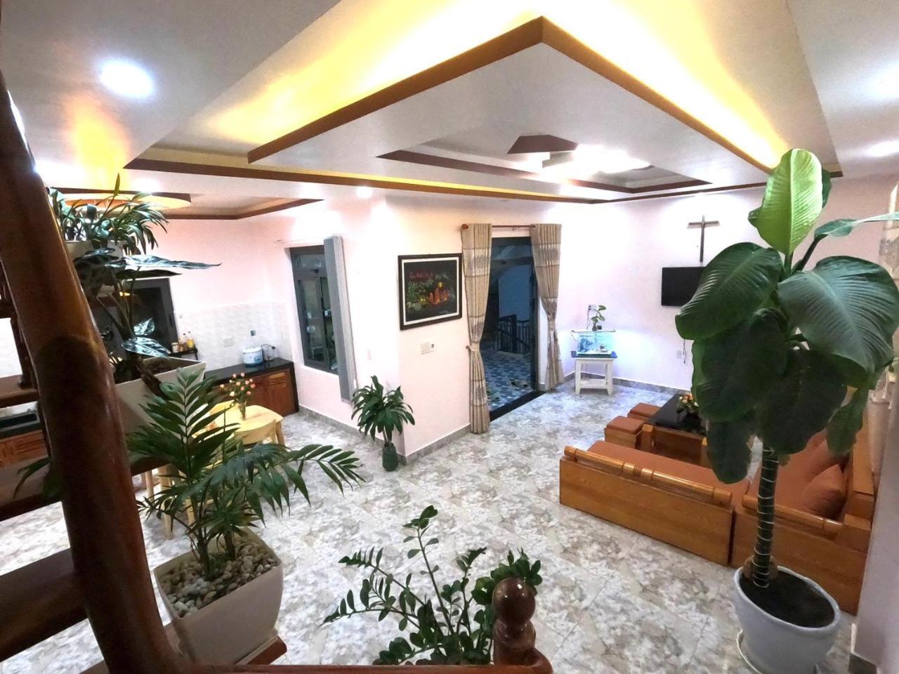 Nha Rum Ron Đà Lạt Exterior foto