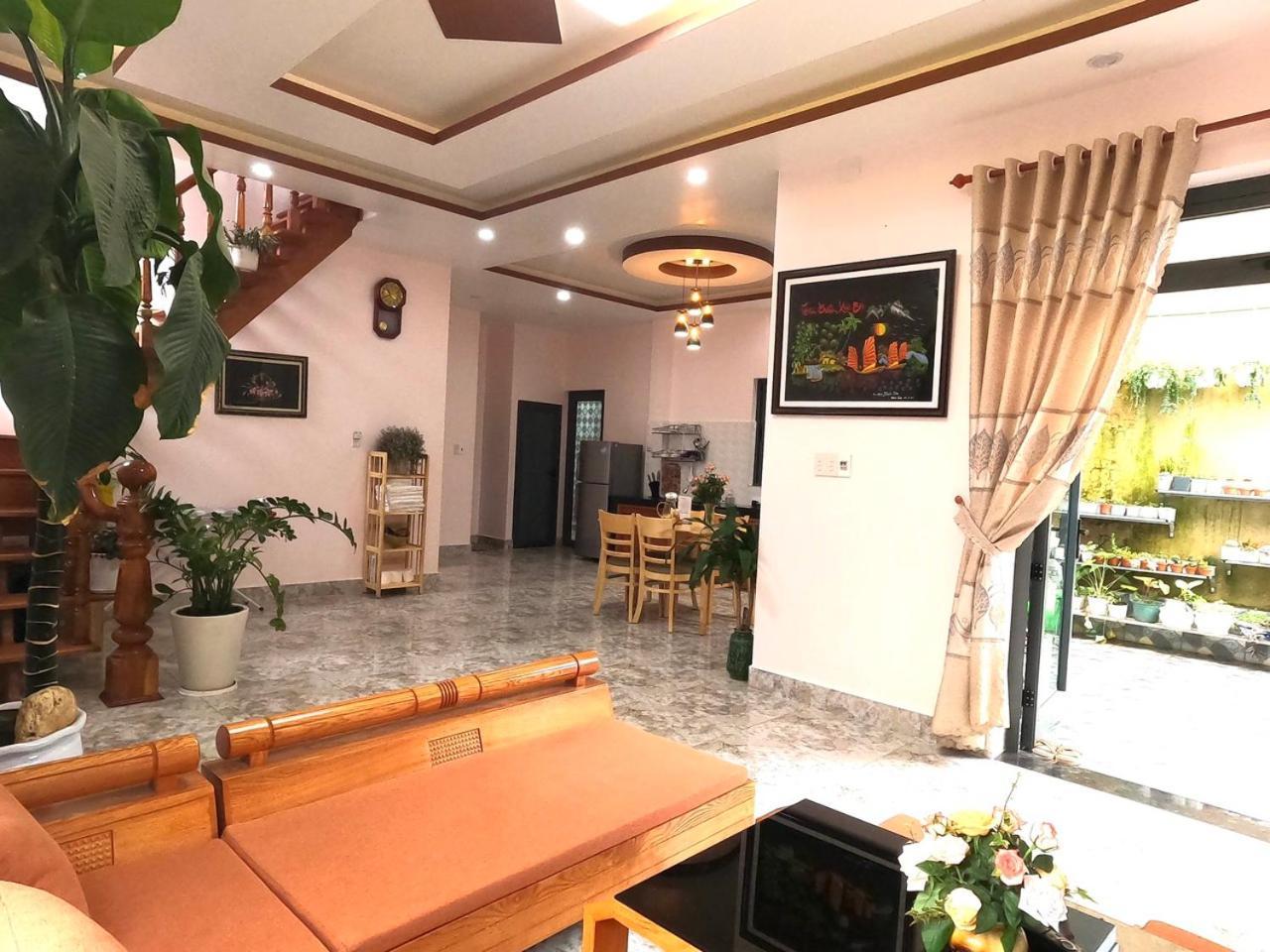 Nha Rum Ron Đà Lạt Exterior foto